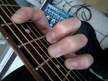 photo of major D shape chord photo of major D shape chord