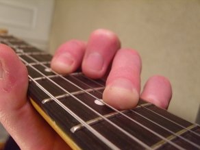3rd finger double stop on G and B strings